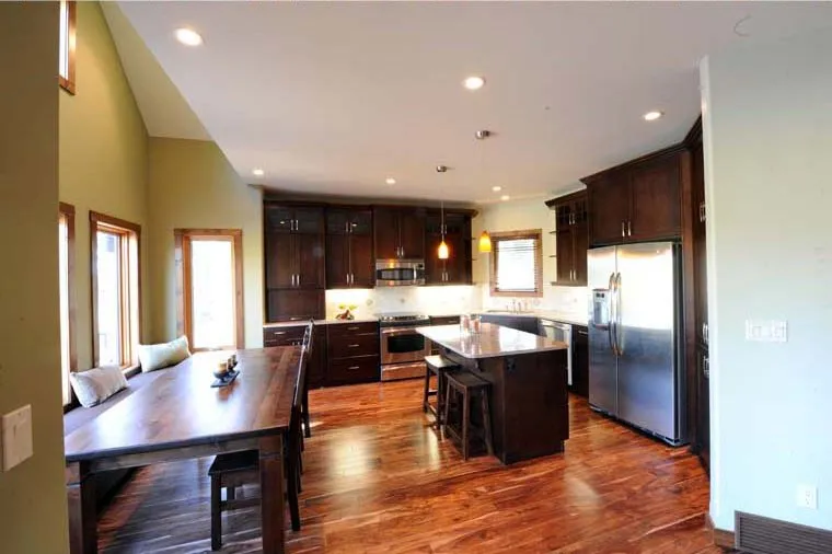 InteriorPhoto for House Plan #143293