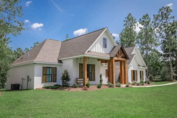 ExteriorPhoto for House Plan #303732