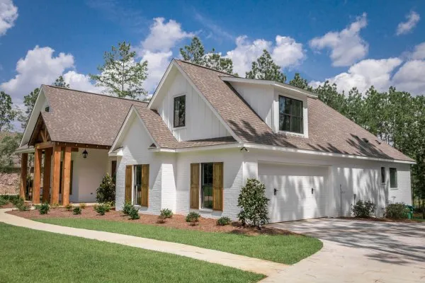ExteriorPhoto for House Plan #303732