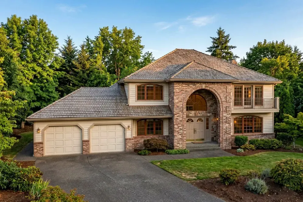 ExteriorPhoto for House Plan #202006