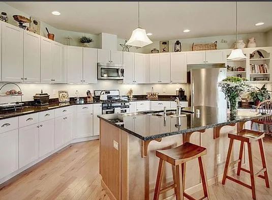 InteriorPhoto for House Plan #335271