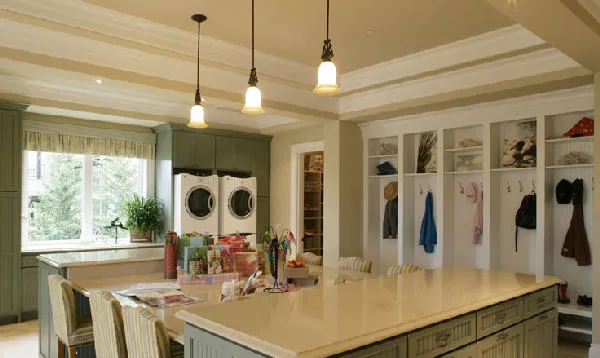 InteriorPhoto for House Plan #330597