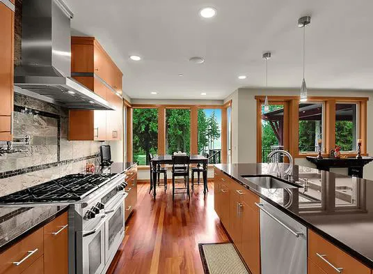 InteriorPhoto for House Plan #332014