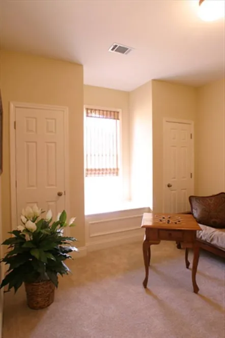 InteriorPhoto for House Plan #123072