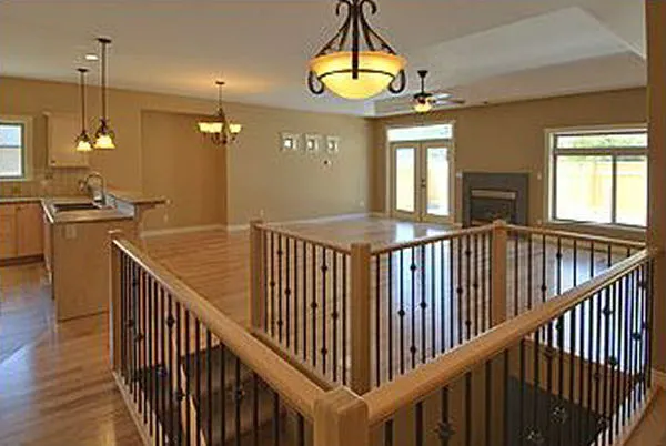 InteriorPhoto for House Plan #195098