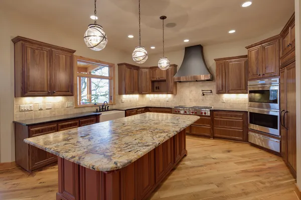 InteriorPhoto for House Plan #347914