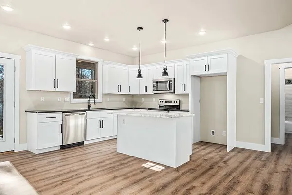 InteriorPhoto for House Plan #431051