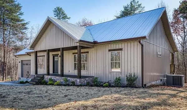 ExteriorPhoto for House Plan #431051