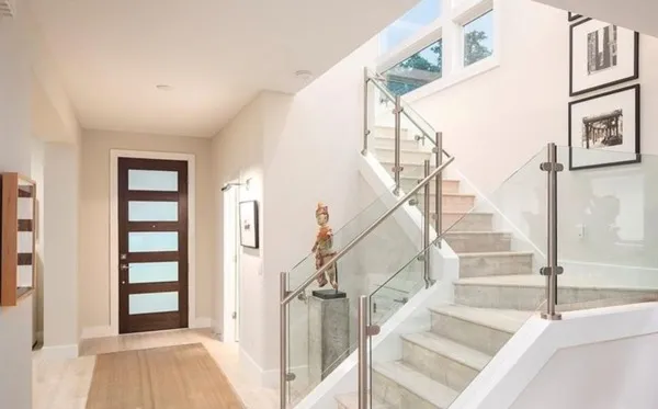 InteriorPhoto for House Plan #820123