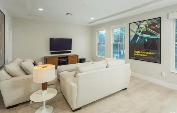 InteriorPhoto for House Plan #820123