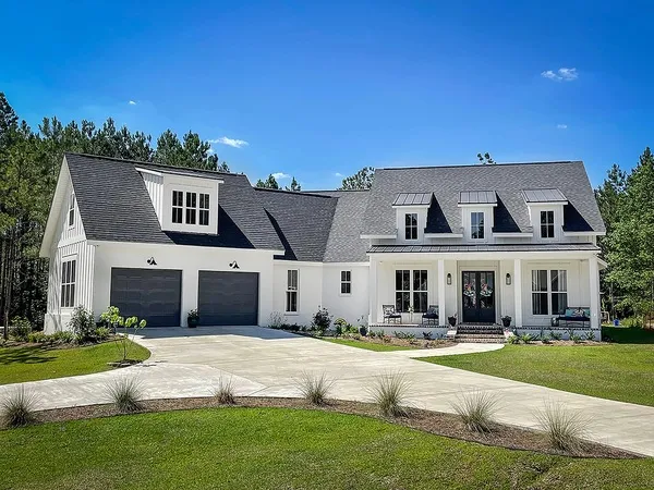 ExteriorPhoto for House Plan #301032