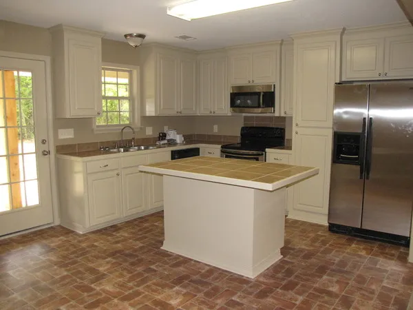 InteriorPhoto for House Plan #303031