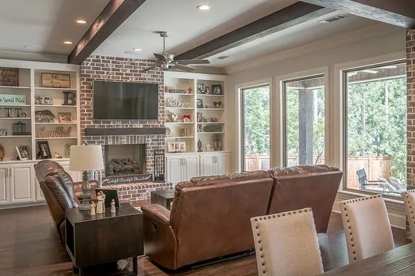 InteriorPhoto for House Plan #303552