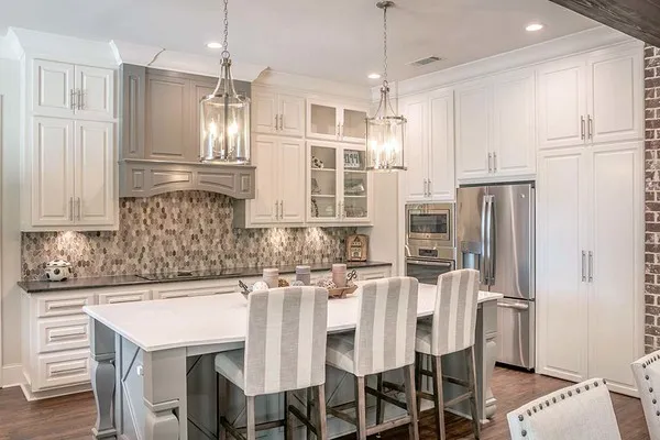 InteriorPhoto for House Plan #303552