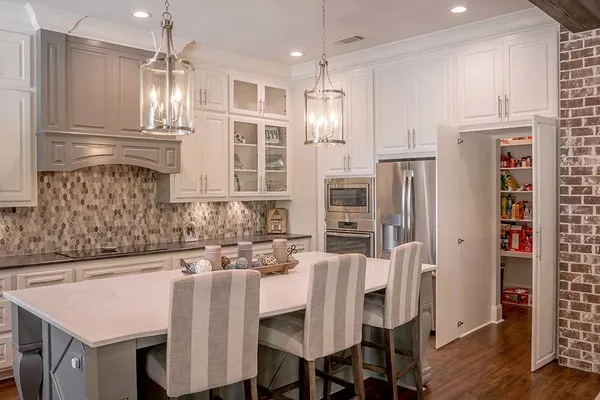 InteriorPhoto for House Plan #303552