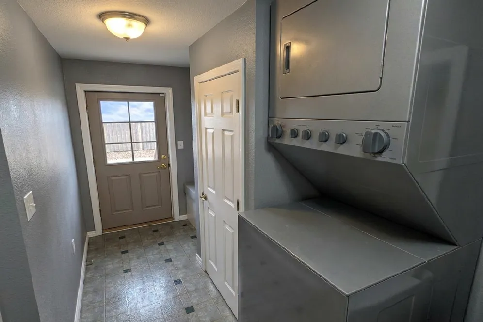 InteriorPhoto for House Plan #202045