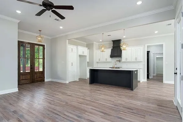 InteriorPhoto for House Plan #302902
