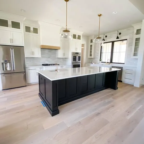 InteriorPhoto for House Plan #900042