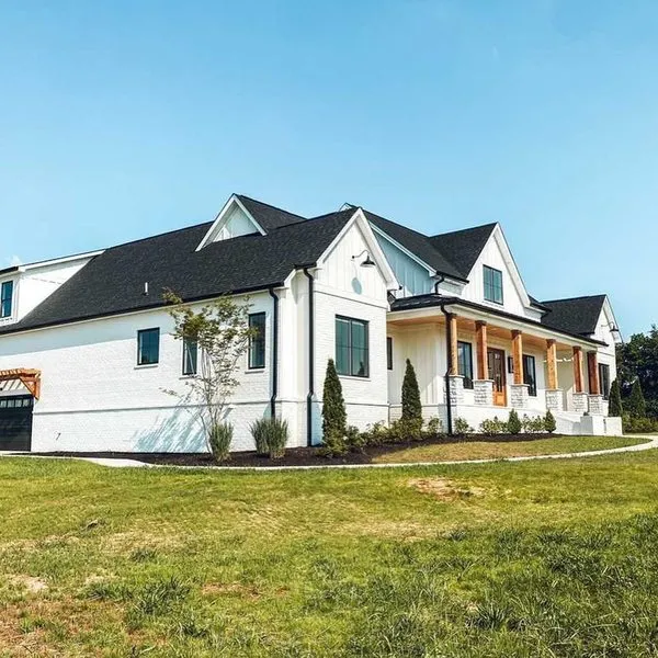 ExteriorPhoto for House Plan #900042