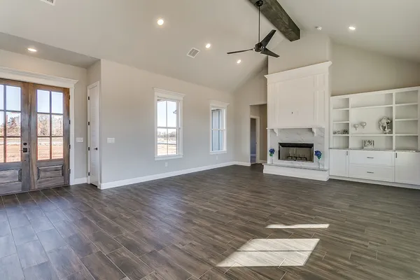 InteriorPhoto for House Plan #904591
