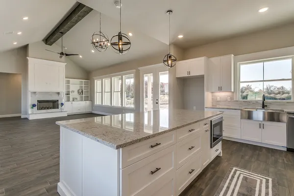 InteriorPhoto for House Plan #904591