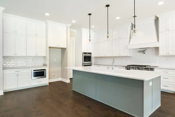 InteriorPhoto for House Plan #906704