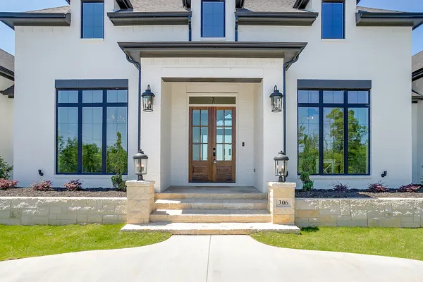 ExteriorPhoto for House Plan #900713