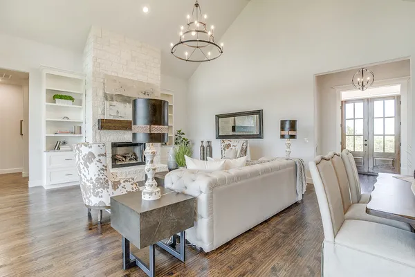 InteriorPhoto for House Plan #900713