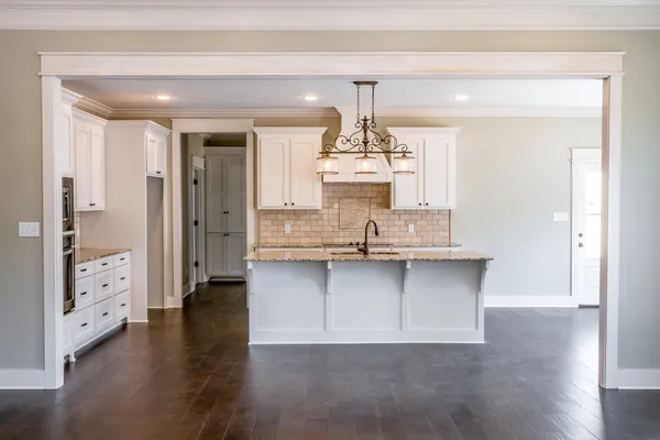 InteriorPhoto for House Plan #303022
