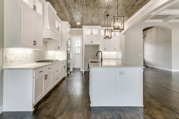 InteriorPhoto for House Plan #906452