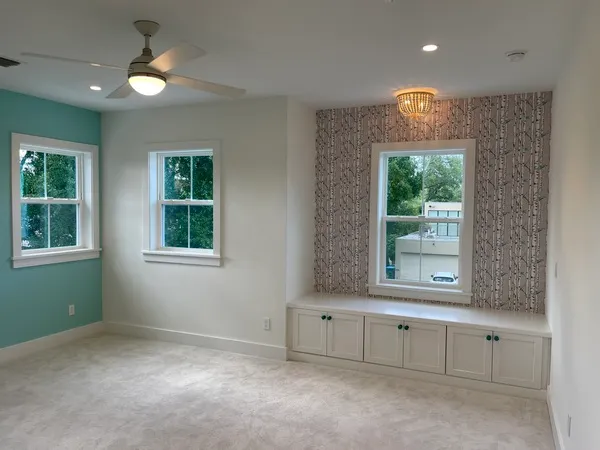 InteriorPhoto for House Plan #822892