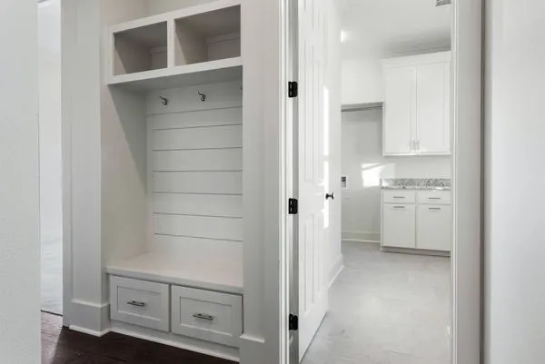InteriorPhoto for House Plan #900562