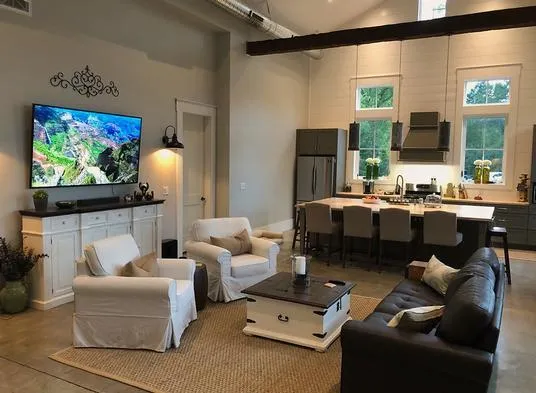InteriorPhoto for House Plan #335990
