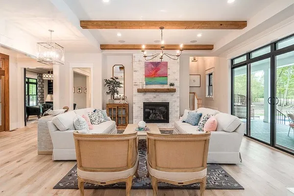 InteriorPhoto for House Plan #282593